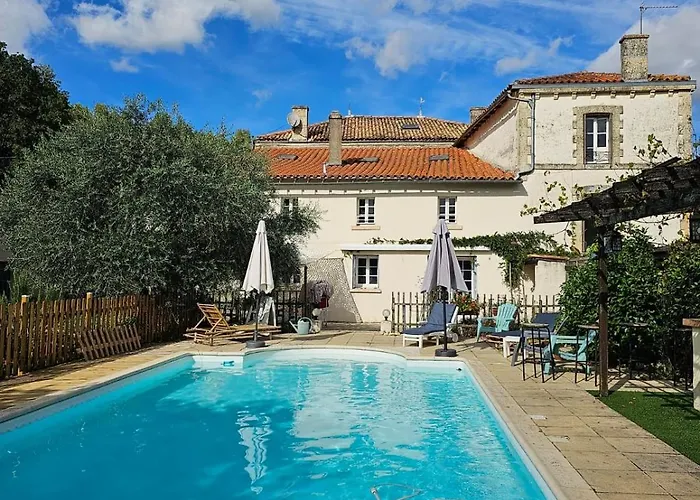 La Maison De Leon